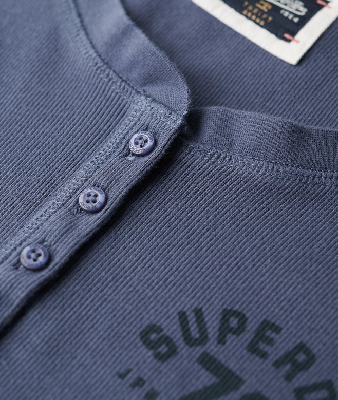 Athletic Button Down långärmad topp Athletic Button Down långärmad topp