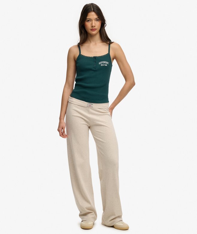 Athletic Essentials Broderad Cami-top med knappar Athletic Essentials Broderad Cami-top med knappar