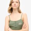 Athletic Essentials Cami-top med knappar