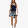 Athletic Essentials Cami-top med tryck och knappar