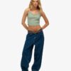 Athletic Essentials kort topp med spetskant Athletic Essentials kort topp med spetskant