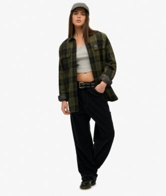 Athletic Essentials kort topp med spetskant