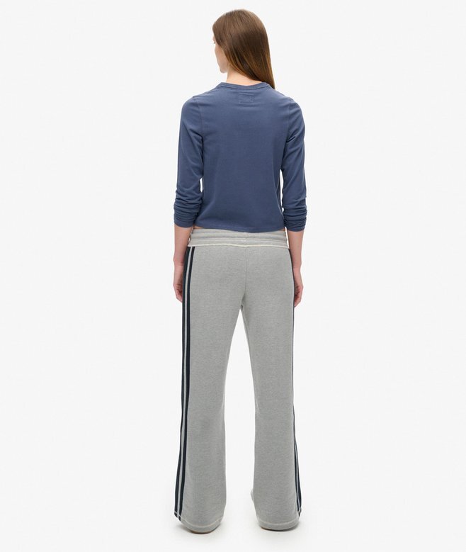 Athletic Essentials Stripe Flare Joggerbyxor Athletic Essentials Stripe Flare Joggerbyxor