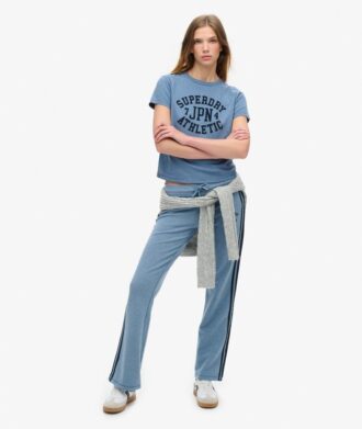 Athletic Essentials T-shirt med tryck och figursydd passform Athletic Essentials T-shirt med tryck och figursydd passform