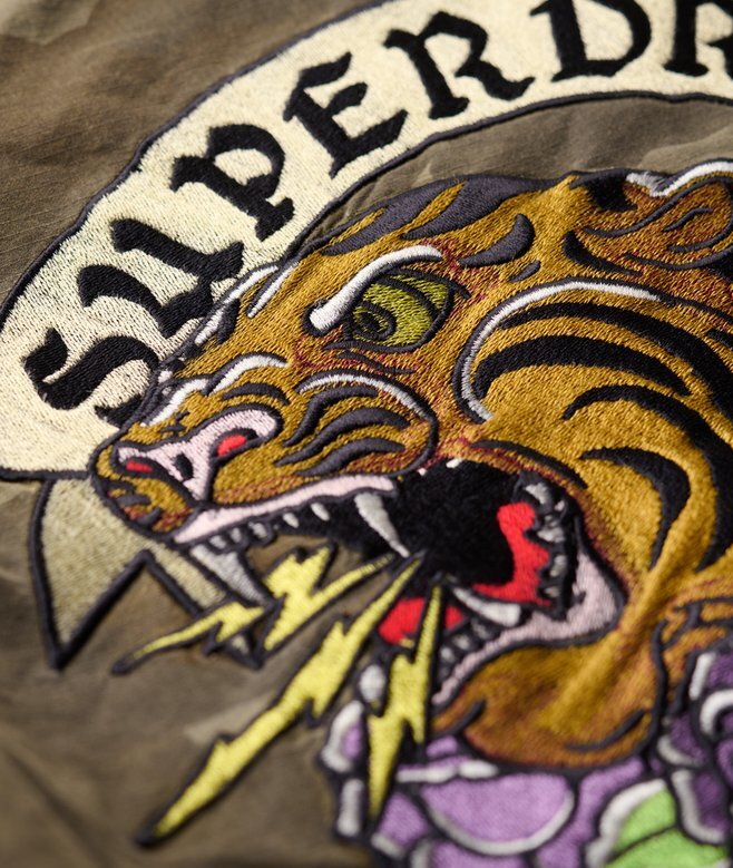 Broderad militärfältjacka Broderad militärfältjacka