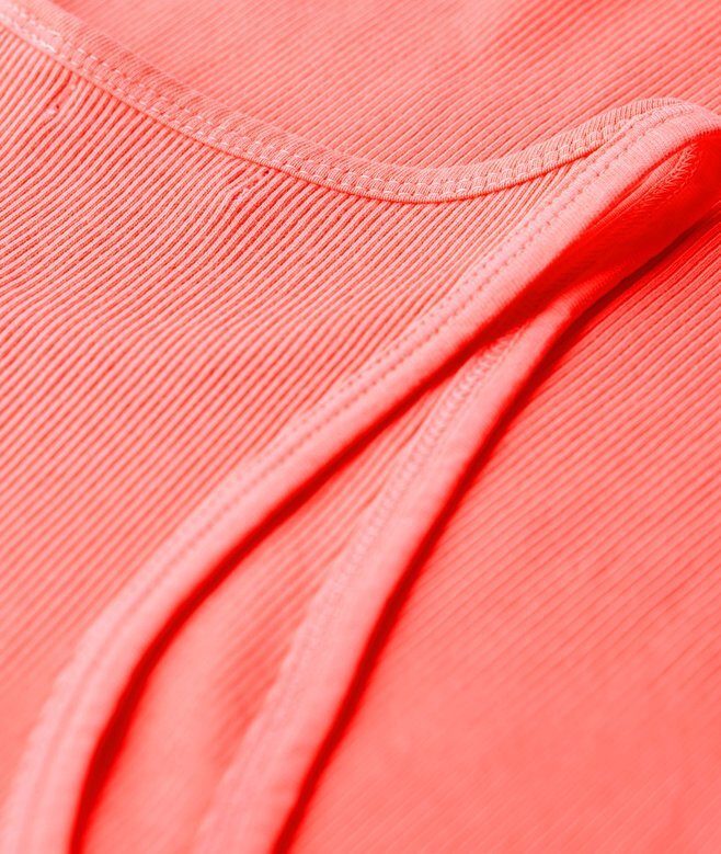 Broderad ribbad racerklänning Broderad ribbad racerklänning
