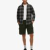 Cargoshorts med kontrastsömmar