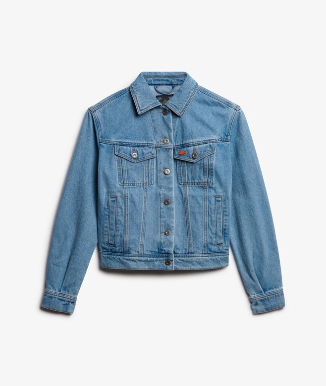 Denimjacka med dekorationer Denimjacka med dekorationer