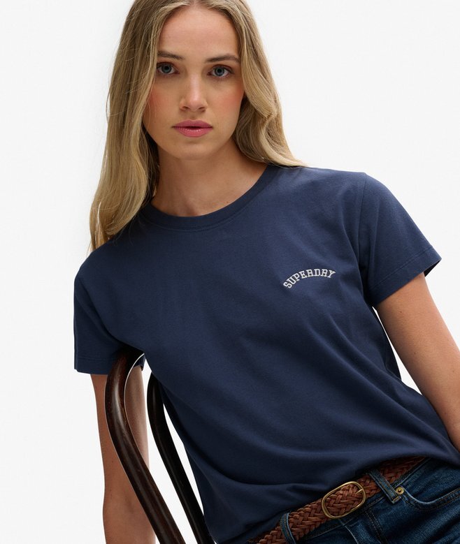 Essential Logo Fitted T-shirt Essential Logo Fitted T-shirt