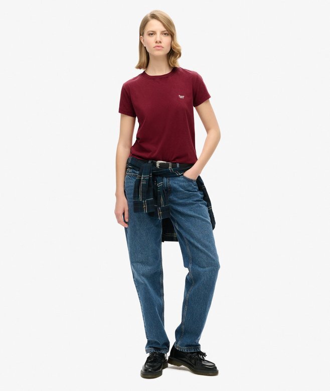 Essential Logo Fitted T-shirt Essential Logo Fitted T-shirt