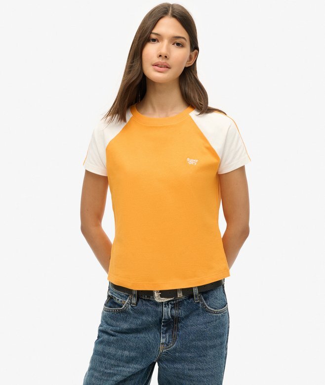Essential Logo Retro T-shirt Essential Logo Retro T-shirt