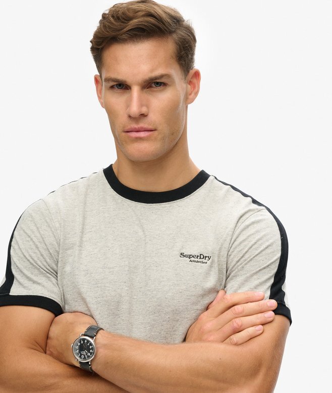 Essential Logo Retro T-shirt Essential Logo Retro T-shirt
