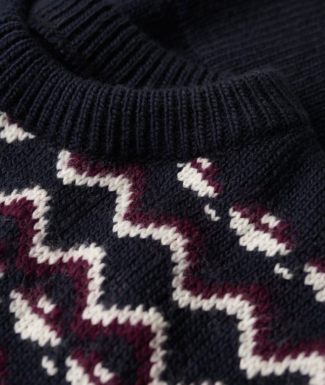 Fairisle-stickad tröja Fairisle-stickad tröja