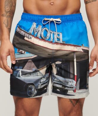 Fotografiska 17-tums återvunna badshorts