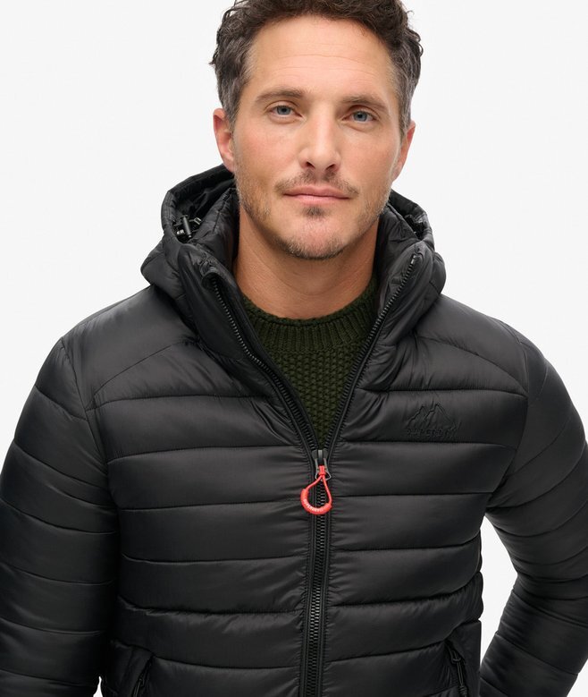 Fuji Sport-jacka med huva och vaddering Fuji Sport-jacka med huva och vaddering
