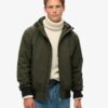 Hooded Bomberjacka i överskottsnylon Hooded Bomberjacka i överskottsnylon