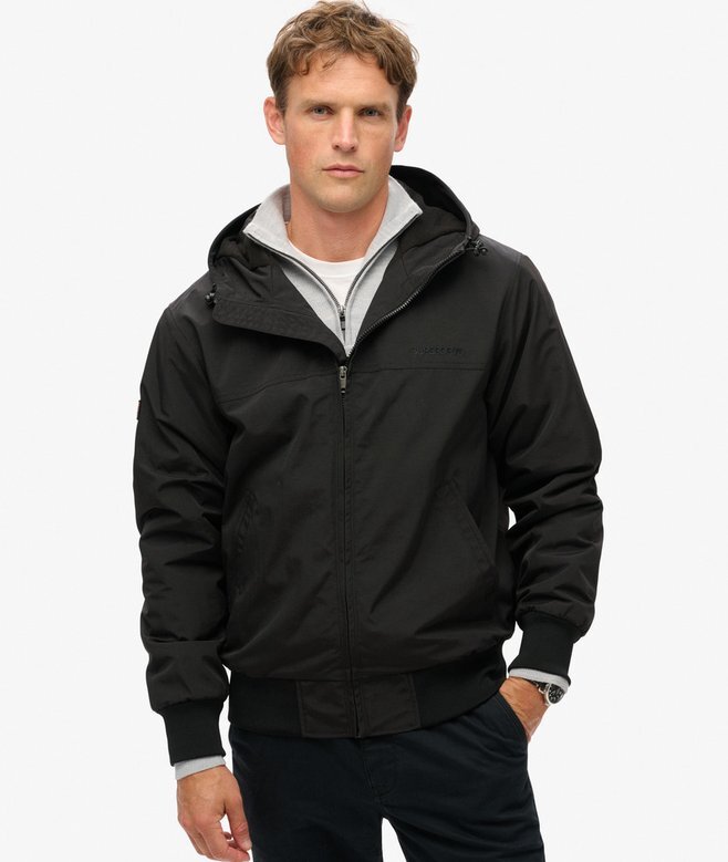 Hooded Bomberjacka i överskottsnylon Hooded Bomberjacka i överskottsnylon