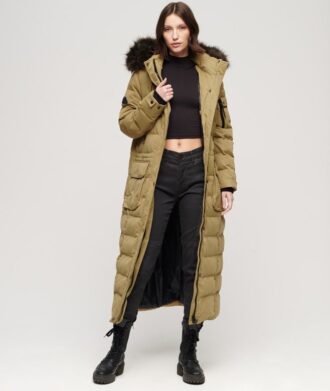 Hooded long parkas in fur Hooded long parkas in fur