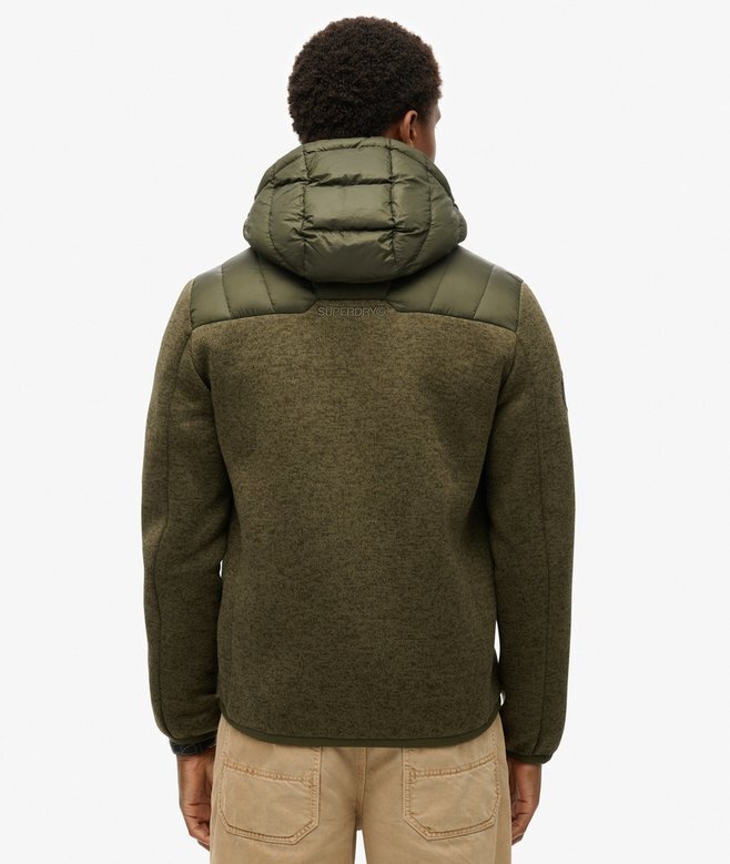 Hooded Stormhybridjacka i stickat med huva Hooded Stormhybridjacka i stickat med huva
