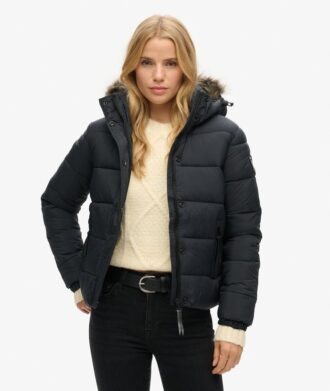 Kort Hooded Puffer jacka i fuskpäls