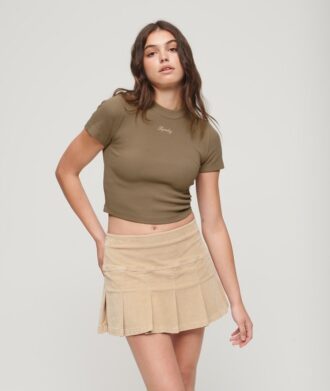 Kort T-shirt i Organic Cotton med broderi