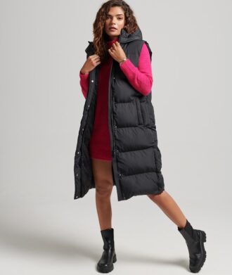 Lång hooded väst med vaddering Lång hooded väst med vaddering