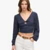 Långärmad vävd crop top Långärmad vävd crop top