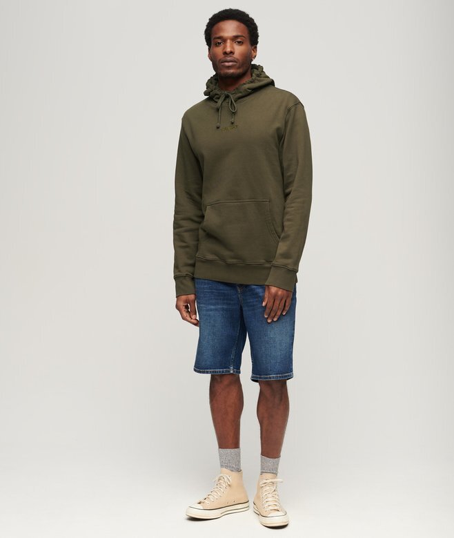 Löst sittande hoodie med mikro-logotyp Löst sittande hoodie med mikro-logotyp