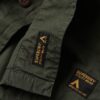 Militär över skjortjacka