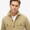 Militärisk långärmad overshirt