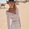 Playsuit med utskurna ärmar