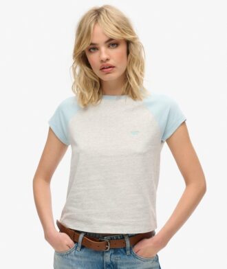 Raglan-T-shirt i Organic Cotton med Essential-logotyp