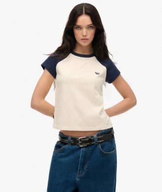 Raglan-T-shirt i Organic Cotton med Essential-logotyp