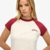 Raglan-T-shirt i Organic Cotton med Essential-logotyp Raglan-T-shirt i Organic Cotton med Essential-logotyp
