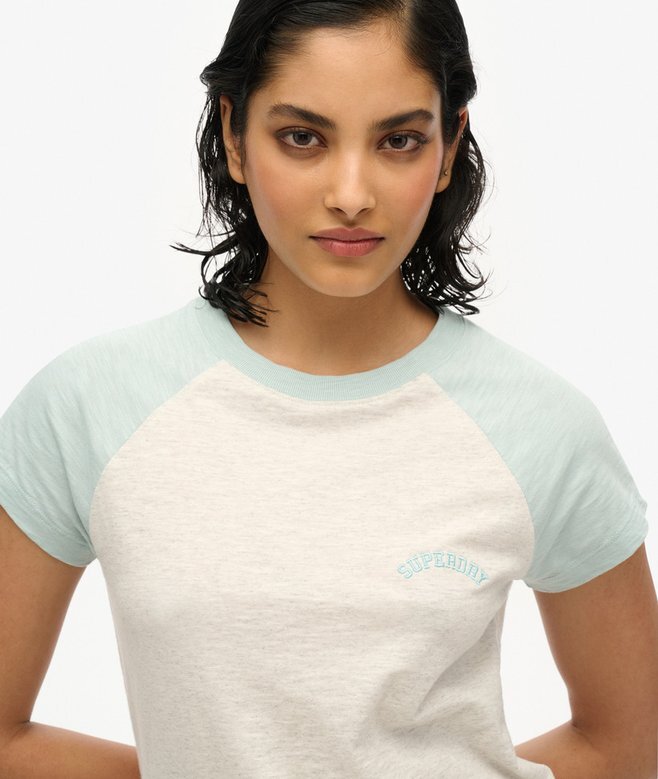 Raglan-T-shirt i Organic Cotton med Essential-logotyp Raglan-T-shirt i Organic Cotton med Essential-logotyp