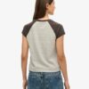Raglan-T-shirt i Organic Cotton med Essential-logotyp Raglan-T-shirt i Organic Cotton med Essential-logotyp