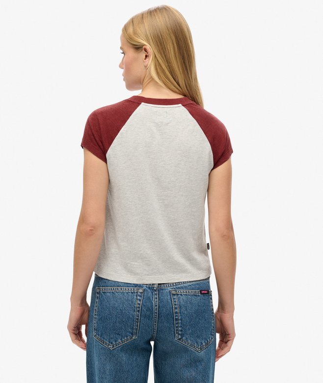 Raglan-T-shirt i Organic Cotton med Essential-logotyp Raglan-T-shirt i Organic Cotton med Essential-logotyp