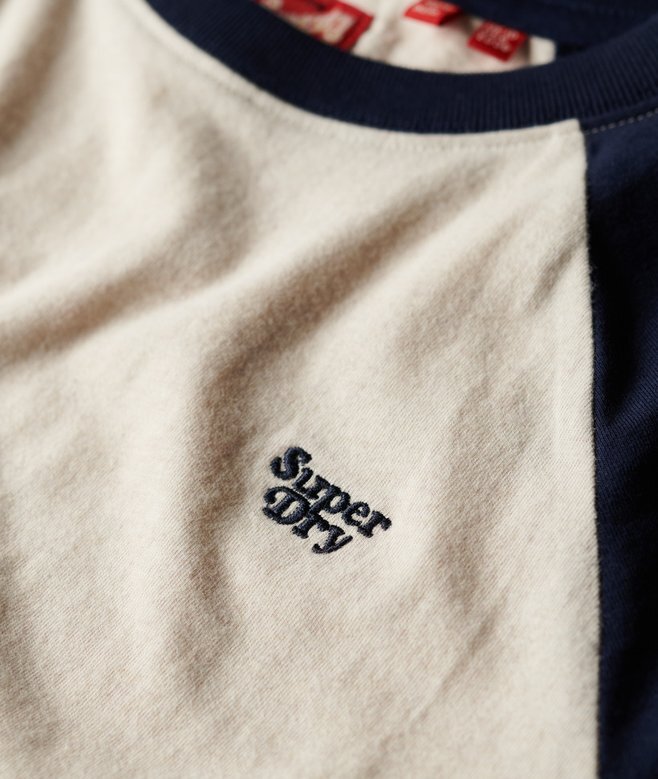 Raglan-T-shirt i Organic Cotton med Essential-logotyp Raglan-T-shirt i Organic Cotton med Essential-logotyp