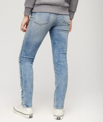 Slim-fit-jeans i Organic Cotton med medelhög midja Slim-fit-jeans i Organic Cotton med medelhög midja