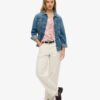 Slub-broderad T-shirt med V-ringning Slub-broderad T-shirt med V-ringning