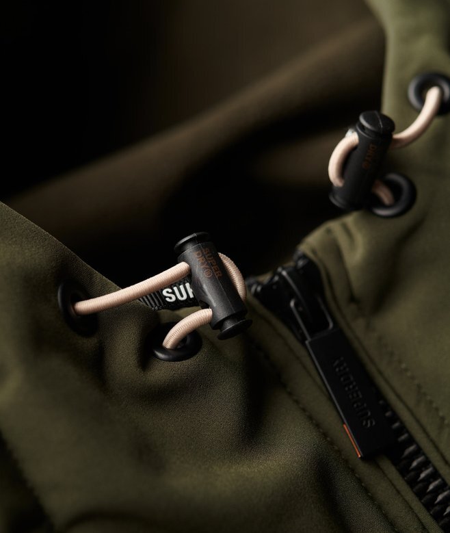 Softshell-vandringsjacka med huva Softshell-vandringsjacka med huva