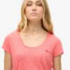 Studios T-shirt med rund hals Studios T-shirt med rund hals