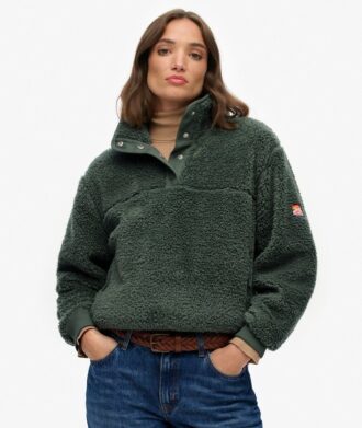 Supermjuk teddyfleece med tryckknappar i halsen