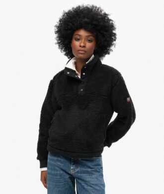 Supermjuk teddyfleece med tryckknappar i halsen Supermjuk teddyfleece med tryckknappar i halsen