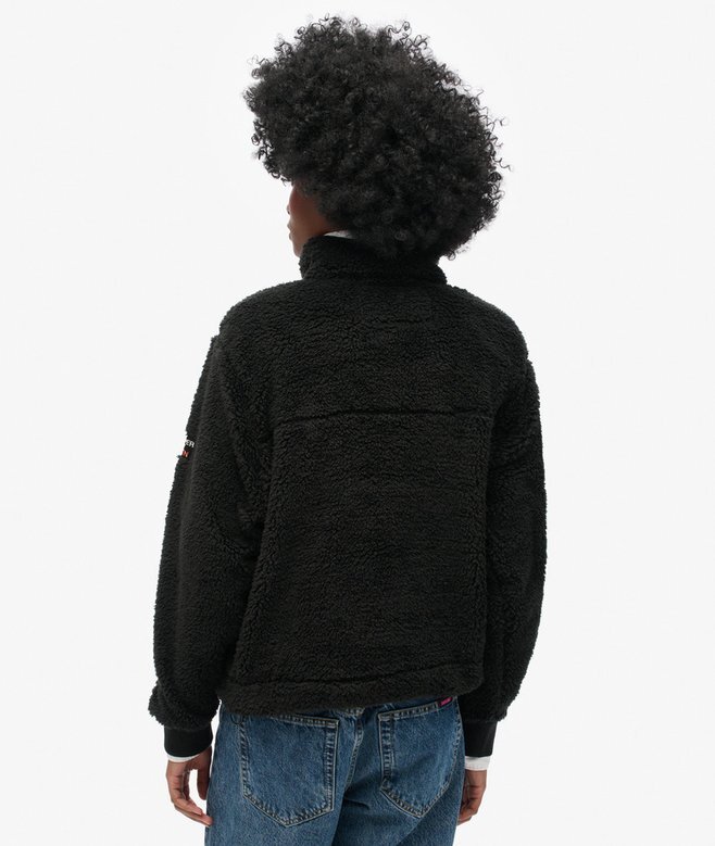 Supermjuk teddyfleece med tryckknappar i halsen Supermjuk teddyfleece med tryckknappar i halsen