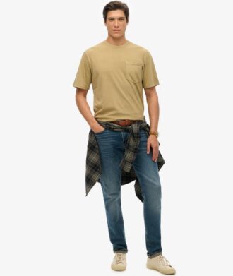 T-shirt med kontrastsydda fickor