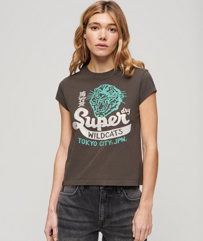 T-shirt med korta ärmar och dekorativt tryck T-shirt med korta ärmar och dekorativt tryck