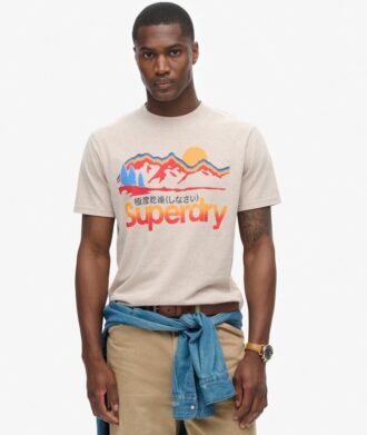 T-shirt med tryck ”Great Outdoors”