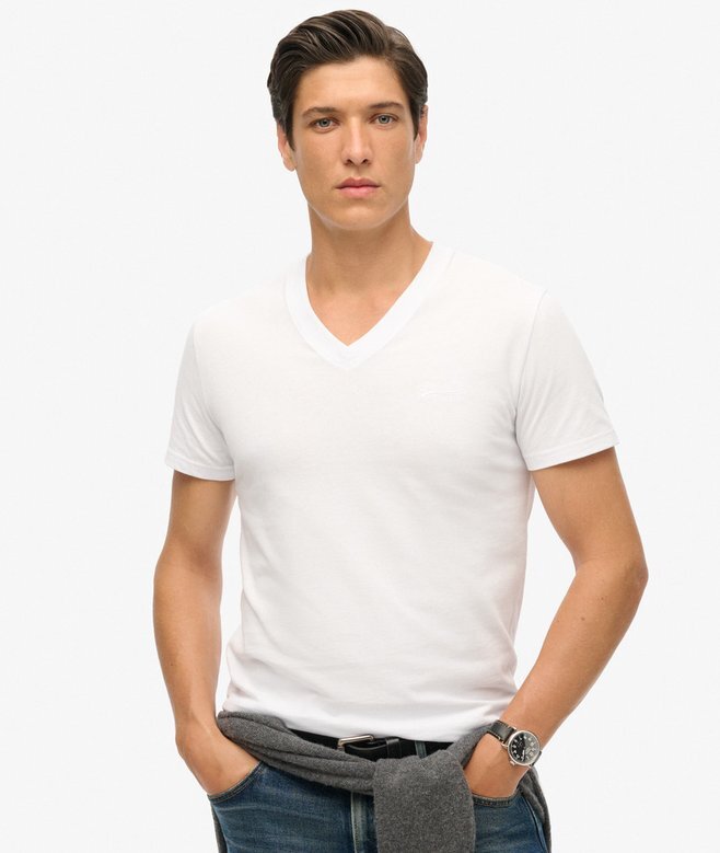 T-shirt med V-ringning och broderat logo i Organic Cotton T-shirt med V-ringning och broderat logo i Organic Cotton