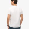 T-shirt med V-ringning och broderat logo i Organic Cotton T-shirt med V-ringning och broderat logo i Organic Cotton